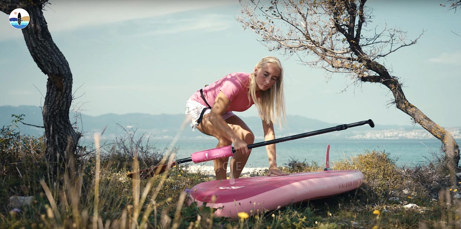 Jak wiosłować na desce SUP - szybki kurs paddleboardingu