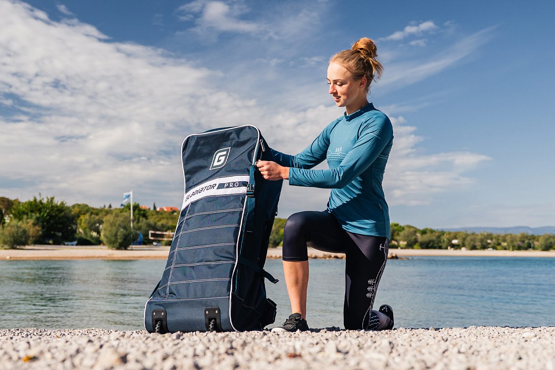 Outfit damski 11 – turkusowy – deska SUP GLADIATOR PRO, lycra, COOL klapki