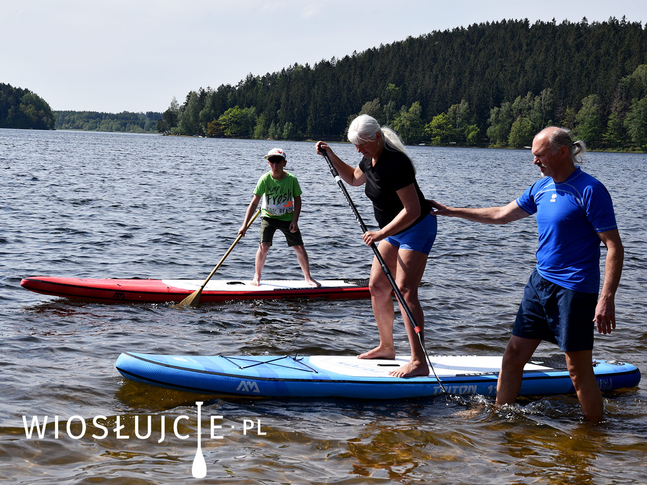 Pierwsze pływanie na desce SUP paddleboard