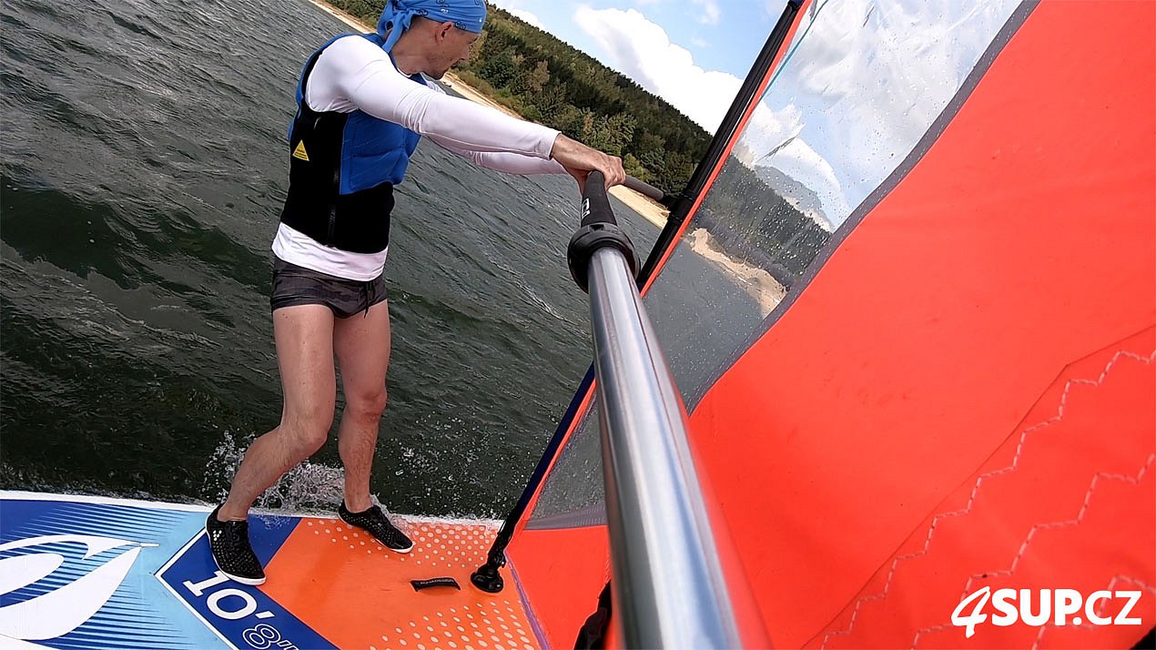 STX PowerKid 3,6m2 oplachtění pro paddleboardy s AQUADESIGN IBRID 10'8 WindSUP nafukovací paddleboard