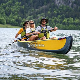 Pompowany kajak AQUA MARINA Tomahawk AIR-C model 2023 - trzyosobowe kanoe