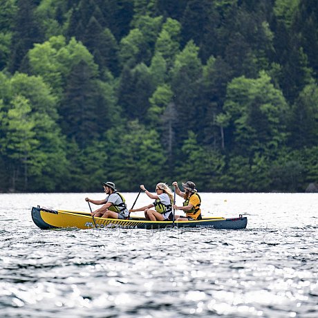 Pompowany kajak AQUA MARINA Tomahawk AIR-C model 2023 - trzyosobowe kanoe