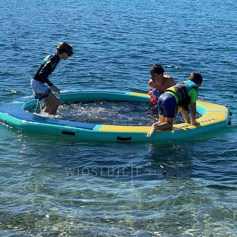 Pływający basen RIDEWAVE FLOATING CIRCLE - pompowany krąg z siatką - średnica 245 cm