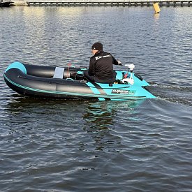 Zaburtowy silnik elektryczny WATERSNAKE VENOM SXW 65/42 12 V