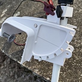 Zaburtowy silnik elektryczny WATERSNAKE VENOM SXW 65/42 12 V