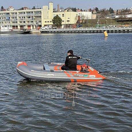 Zaburtowy silnik elektryczny WATERSNAKE PRIME 70/36 12 V