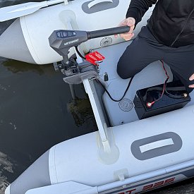Zaburtowy silnik elektryczny WATERSNAKE PRIME 70/36 12 V