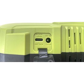 Pompka elektryczna GLADIATOR AP-887L 12 V z baterią - maksymalne ciśnienie do 22 PSI